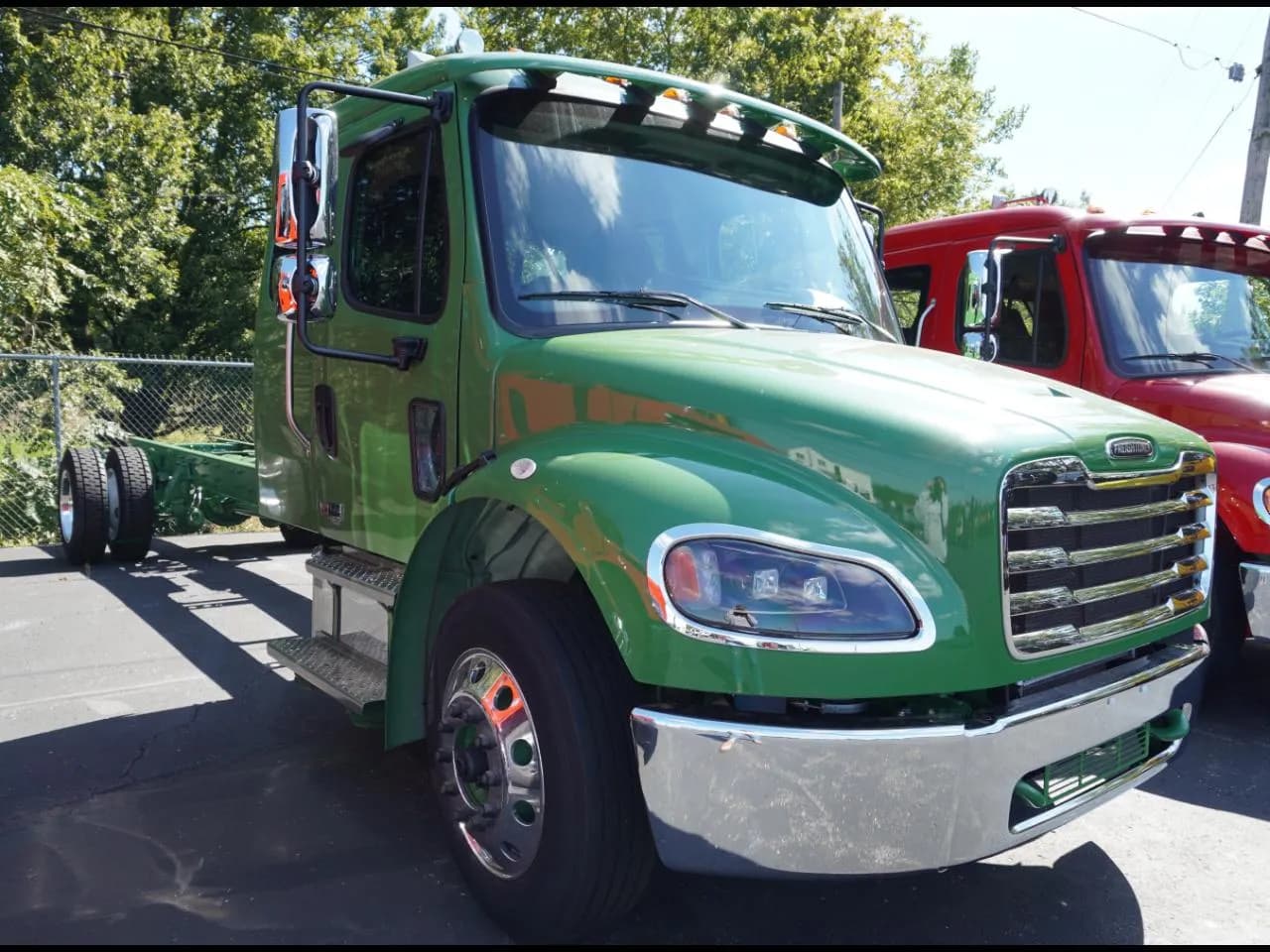 2027 Freightliner M2 106 - Tow