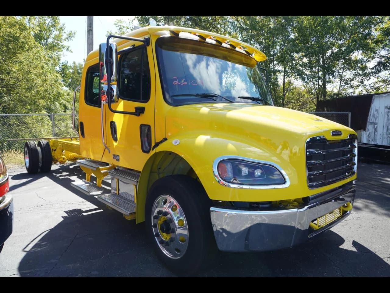 2027 Freightliner M2 106 - Tow