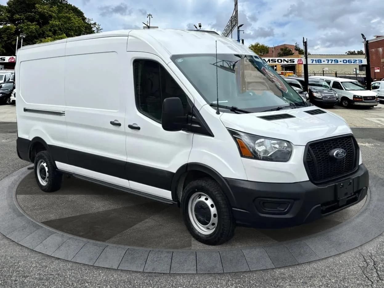 2025 Ford Transit Cargo Van T-250 148" Med Rf 9070 - Vans