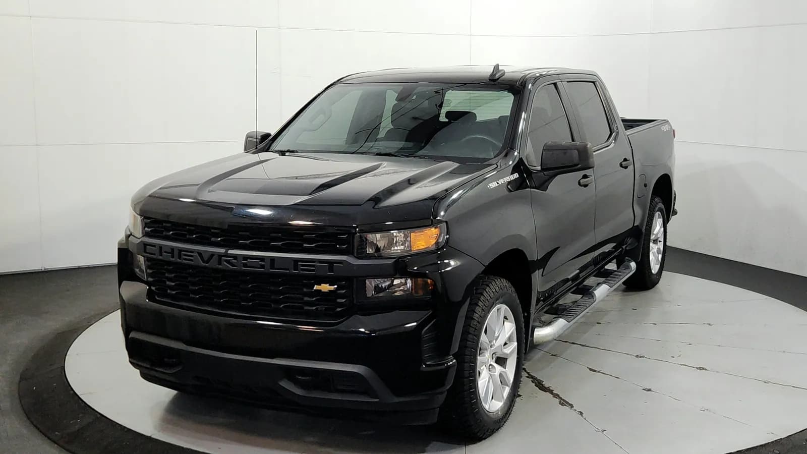 2022 Chevrolet Silverado 1500 LTD - Pickup