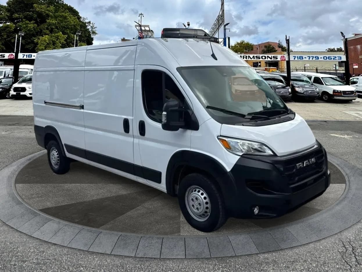 2025 Ram ProMaster - Vans