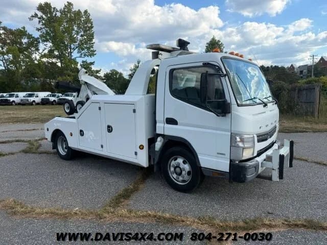 2016 Mitsubishi Fuso FE 160 Diesel Canter Cab Over/Wrecker - Tow