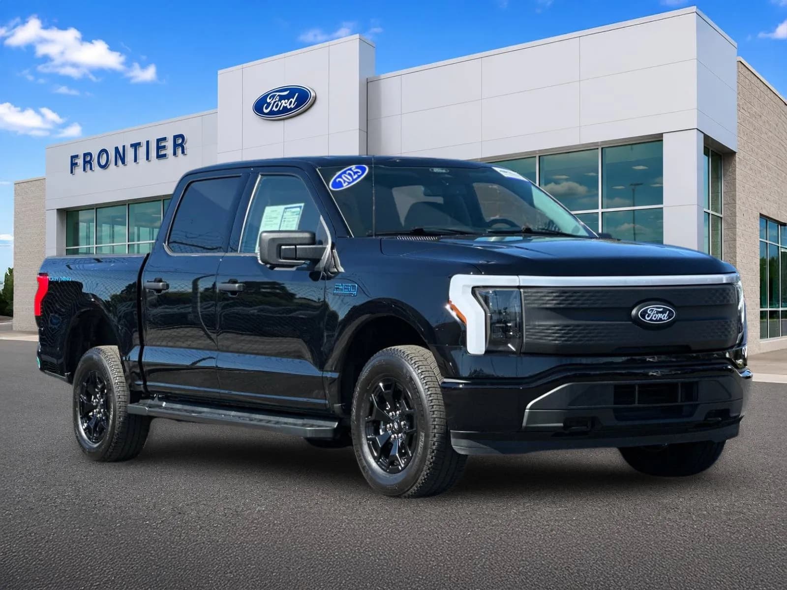2025 Ford F-150 Lightning - Pickup