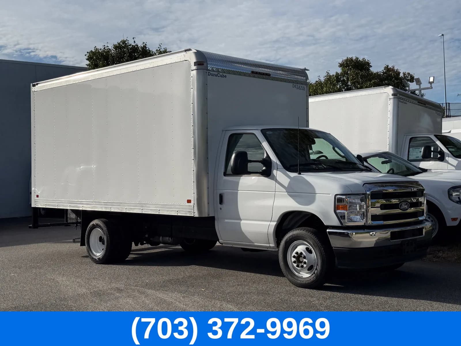 2027 Ford E-450 - Box