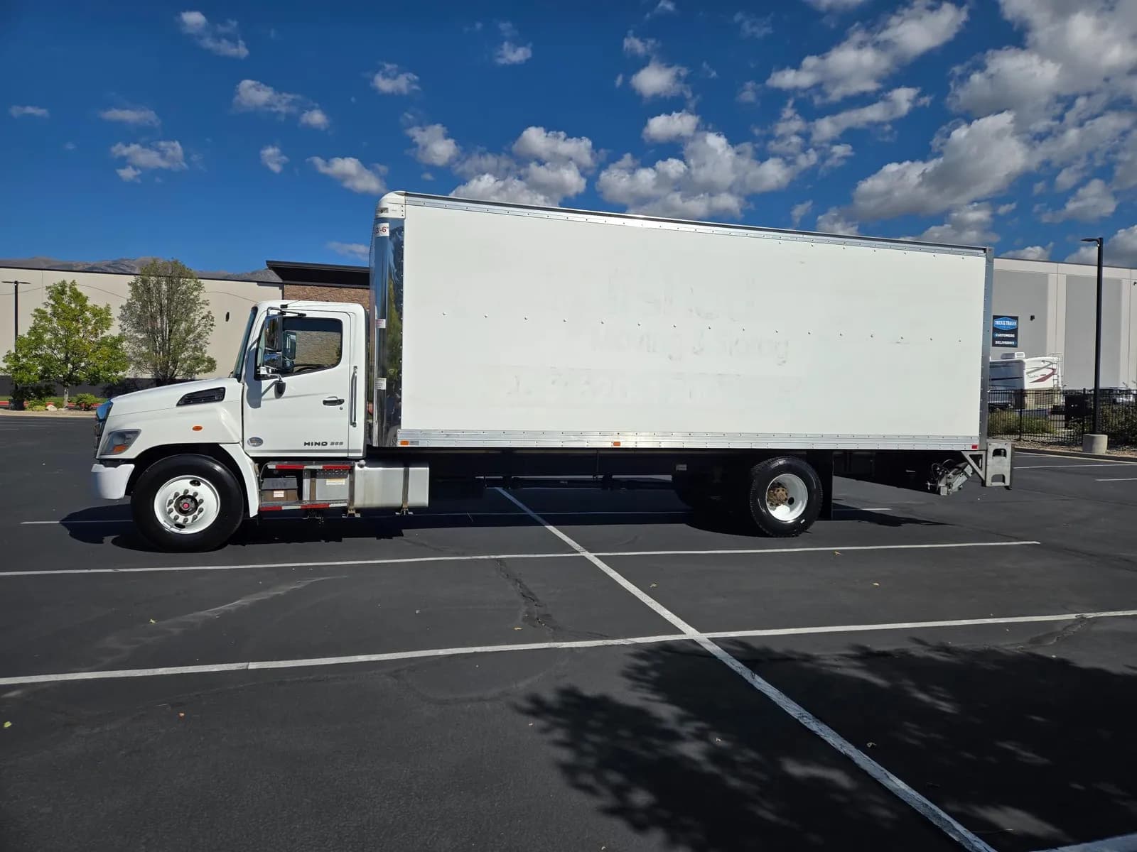 2020 Kaysville 268A 26,000 GVW 26' - Box