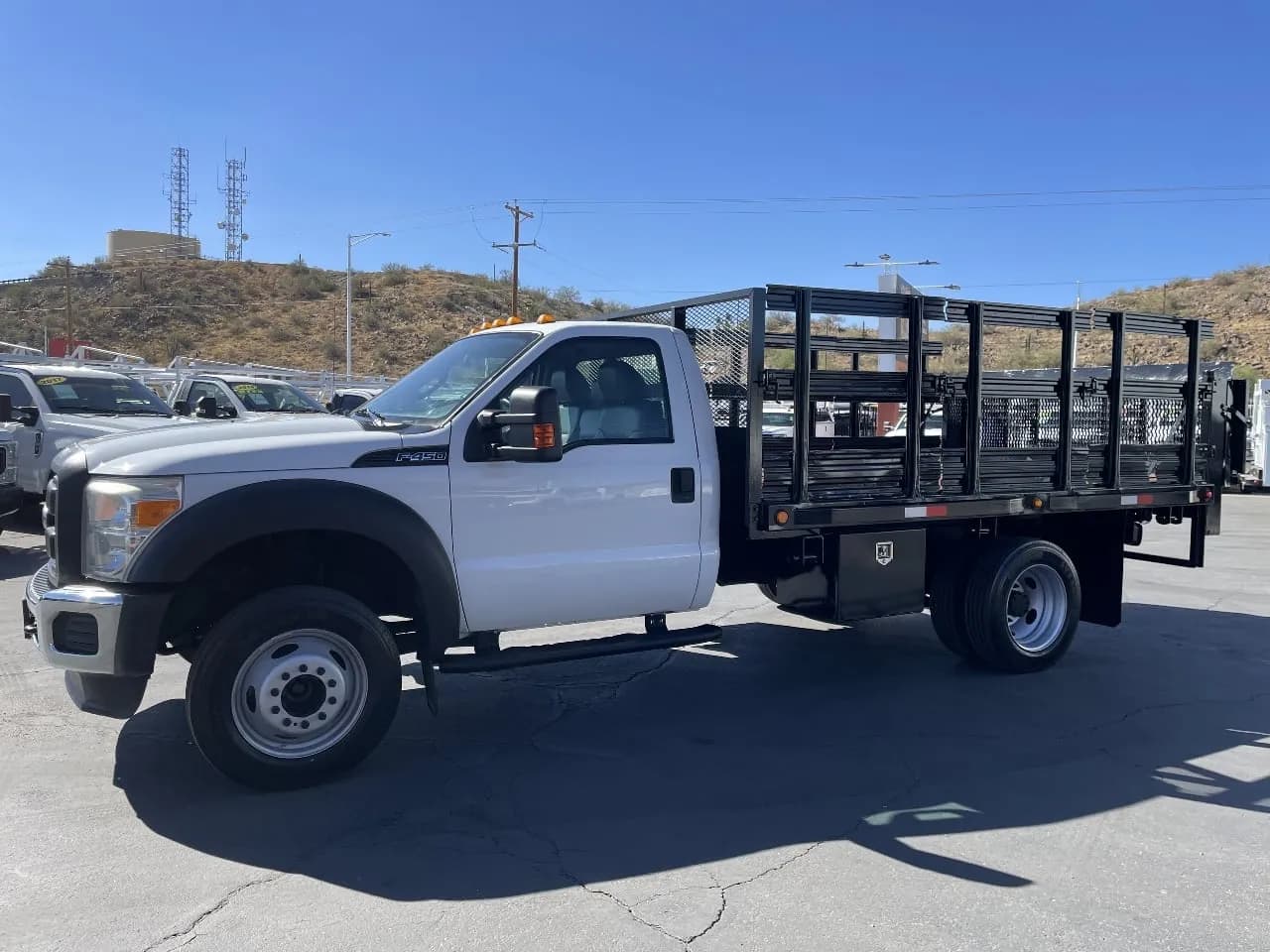 2015 Ford F450 - Stake