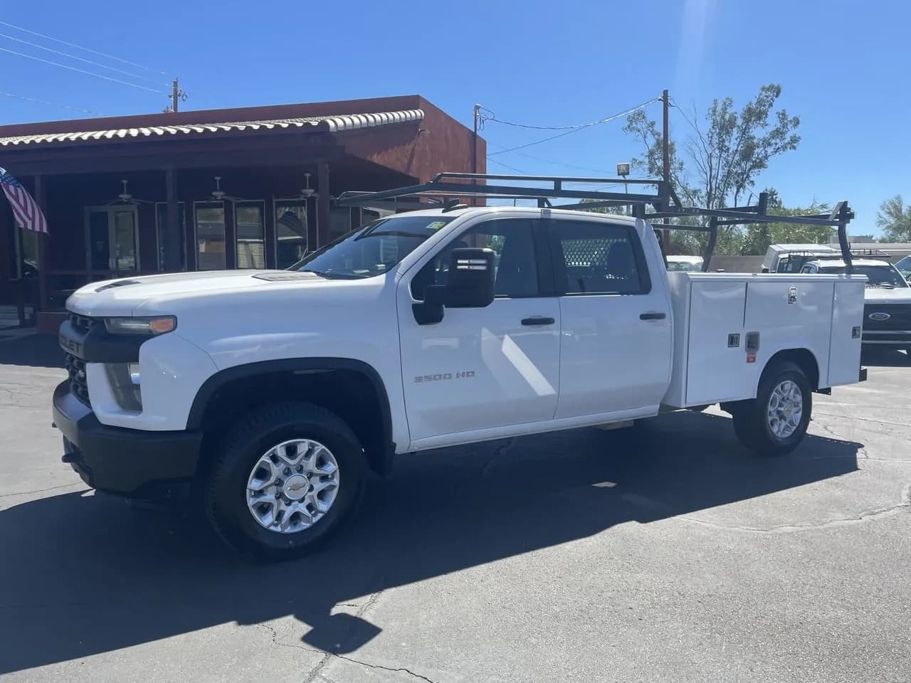 2021 Chevrolet Silverado 3500HD - Service