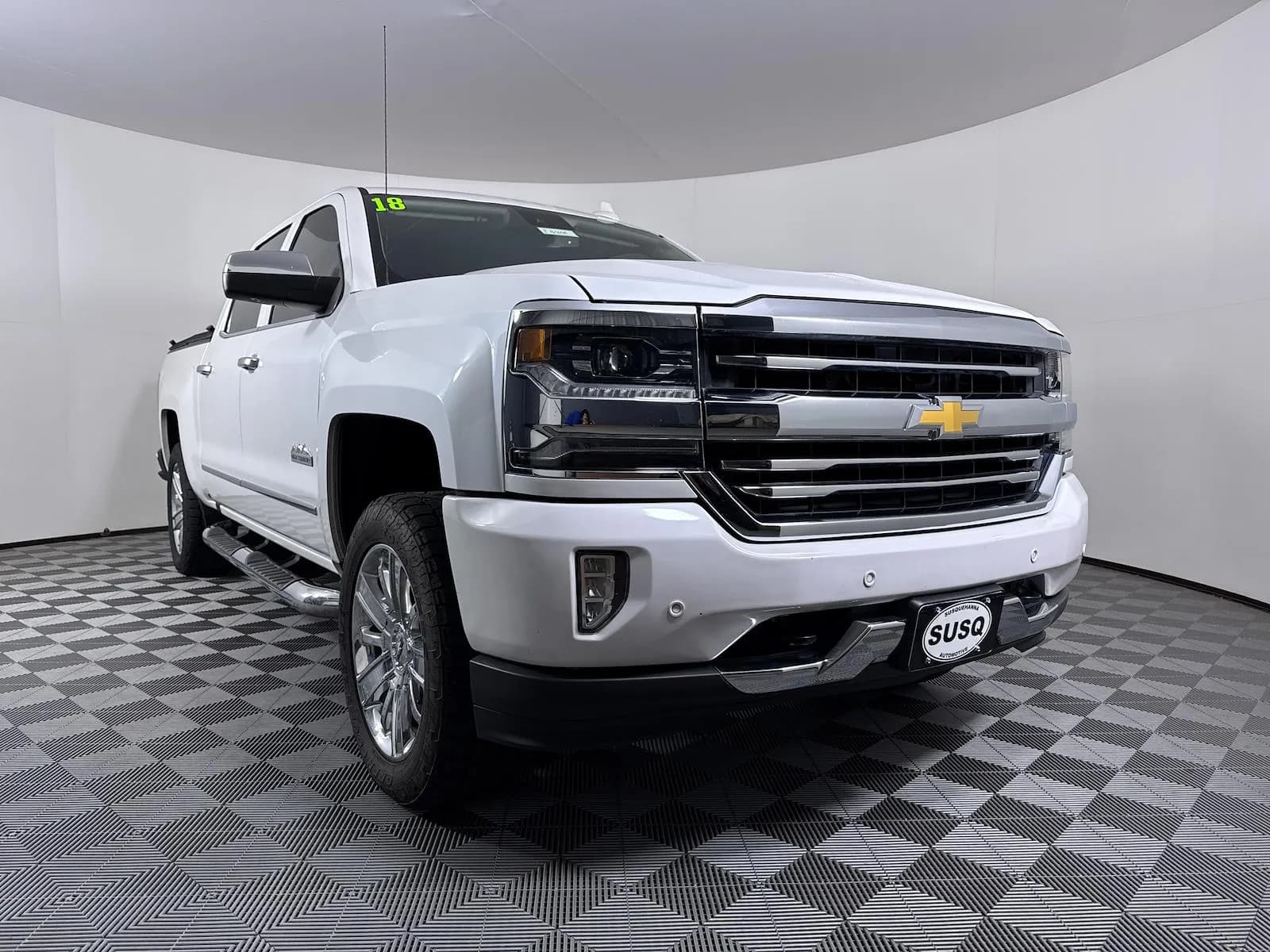 2018 Chevrolet Silverado 1500 Crew Cab - Pickup