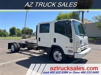 2015 Isuzu NPR-HD Crew Cab & Chassis - Chassis