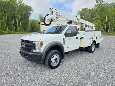 2019 Ford F-550 - Chassis