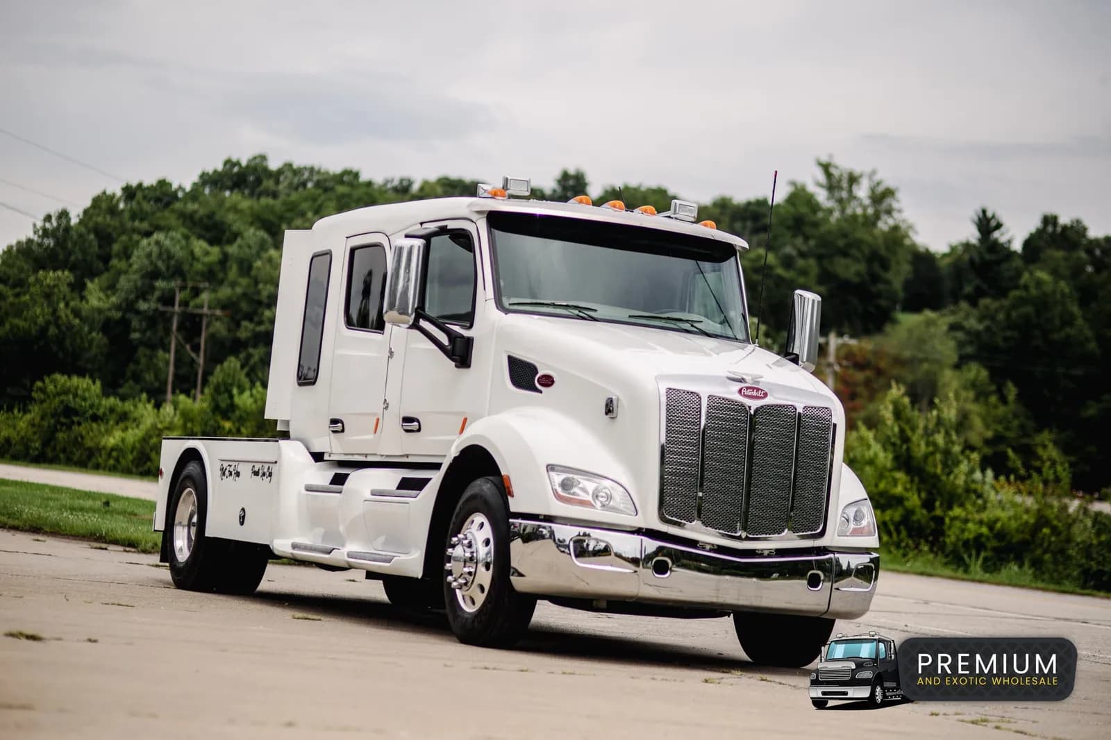 2019 Peterbilt 579 Schwalbe Stretch - Pickup