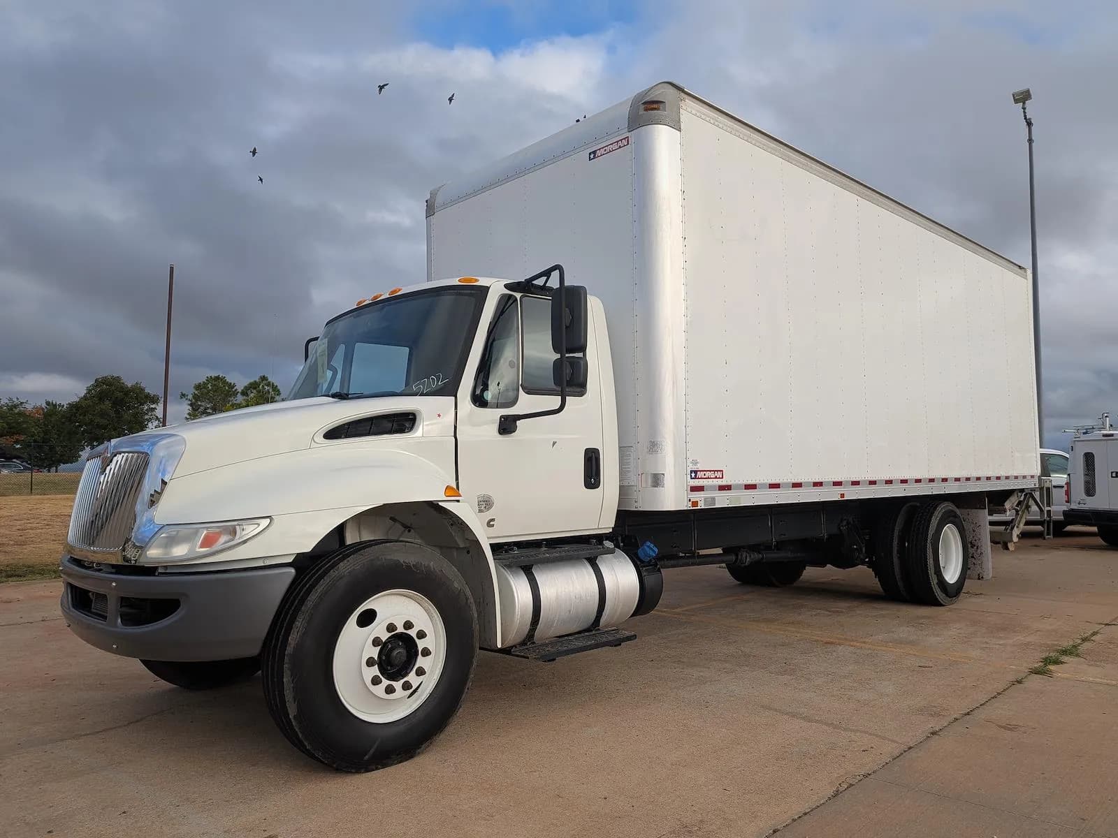 2019 International 4300 - XXL Liftgate - Air Ride Suspension - Chassis