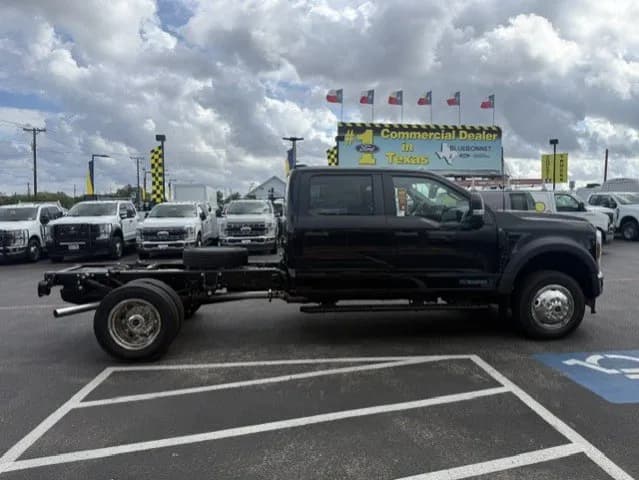 2027 Ford F-550 Crew Cab - Chassis