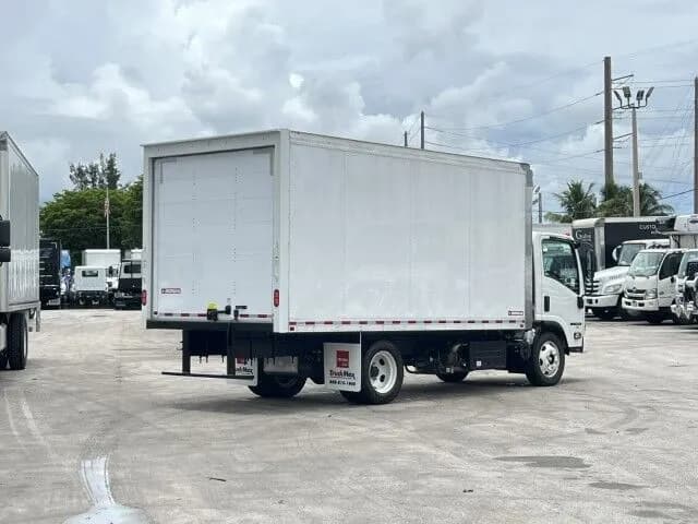 2025 Isuzu NPR-XD - Box
