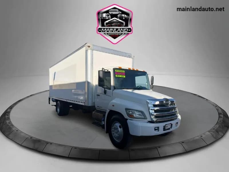 2017 Hino 268 - Chassis