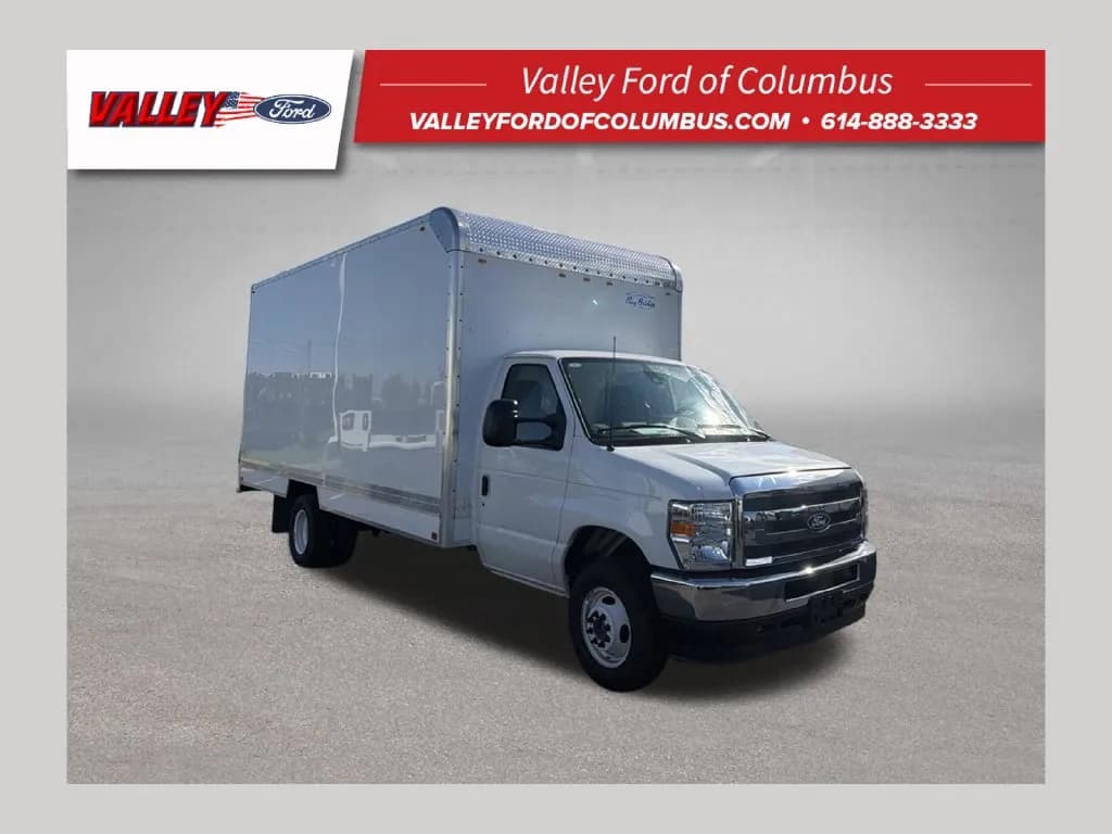 2027 Ford E-450 - Box