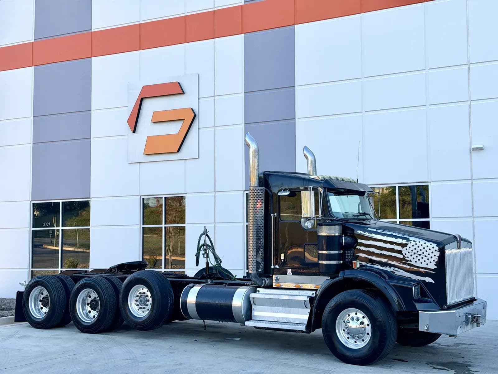 2008 Kenworth T800 - Day Cab