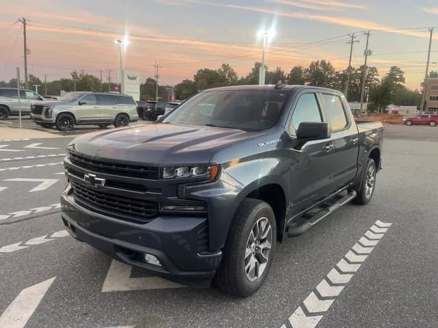 2020 Chevrolet Silverado 1500 Crew Cab - Pickup