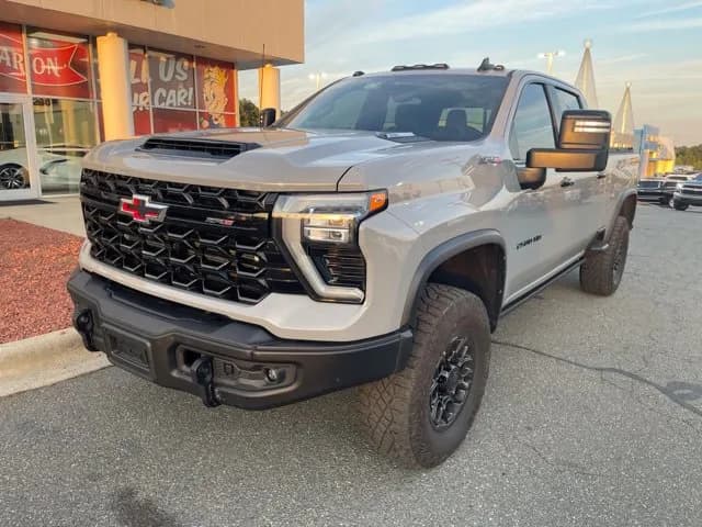 2024 Chevrolet Silverado 2500 Crew Cab - Pickup