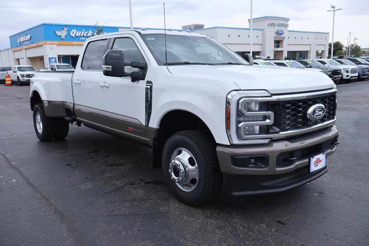 2027 Ford F-350SD - Pickup