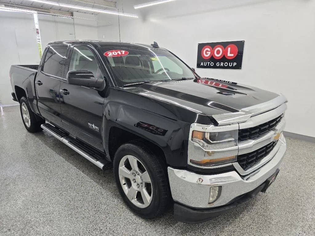 2017 Chevrolet Silverado 1500 LT Crew Cab - Pickup