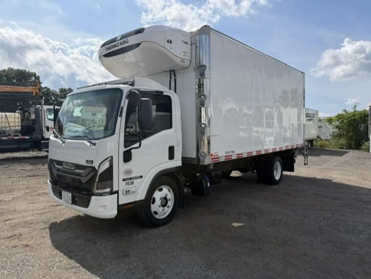 2025 Isuzu NRR - Chassis