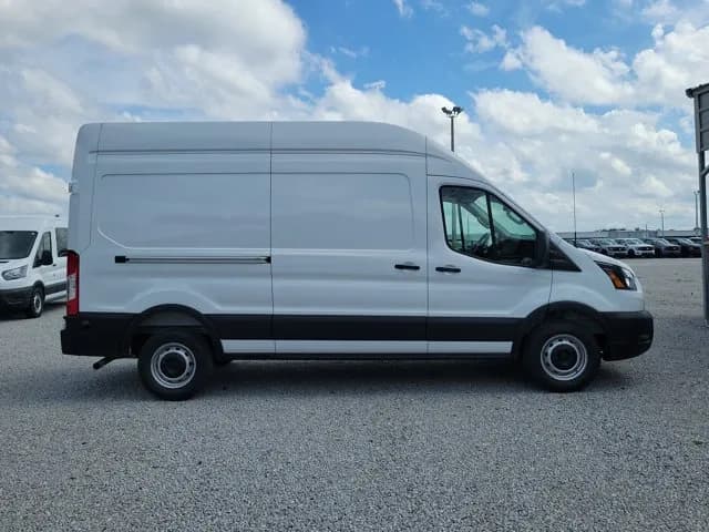 2027 Ford Transit 250 - Vans