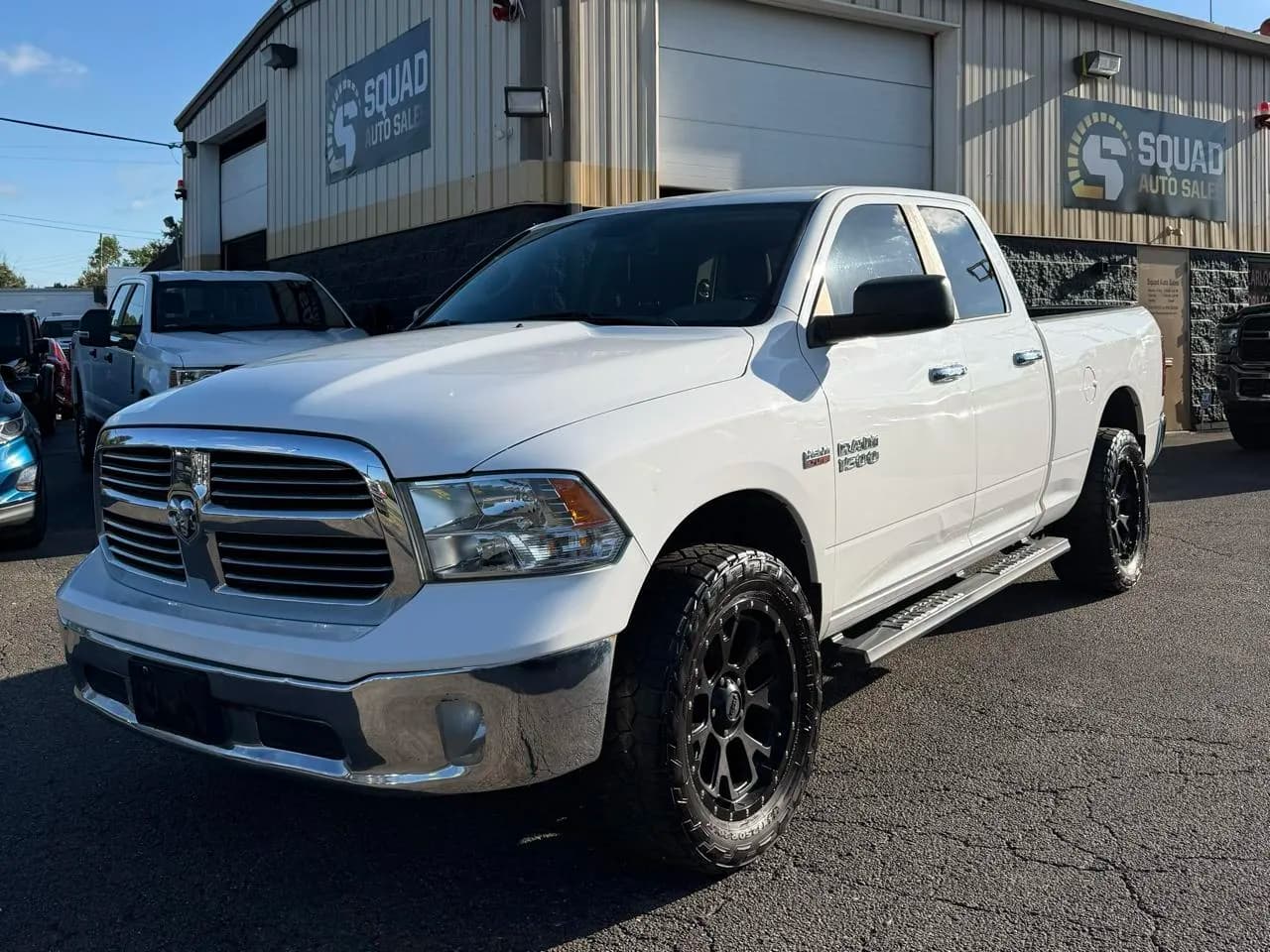 2016 Ram 1500 SLT - Pickup