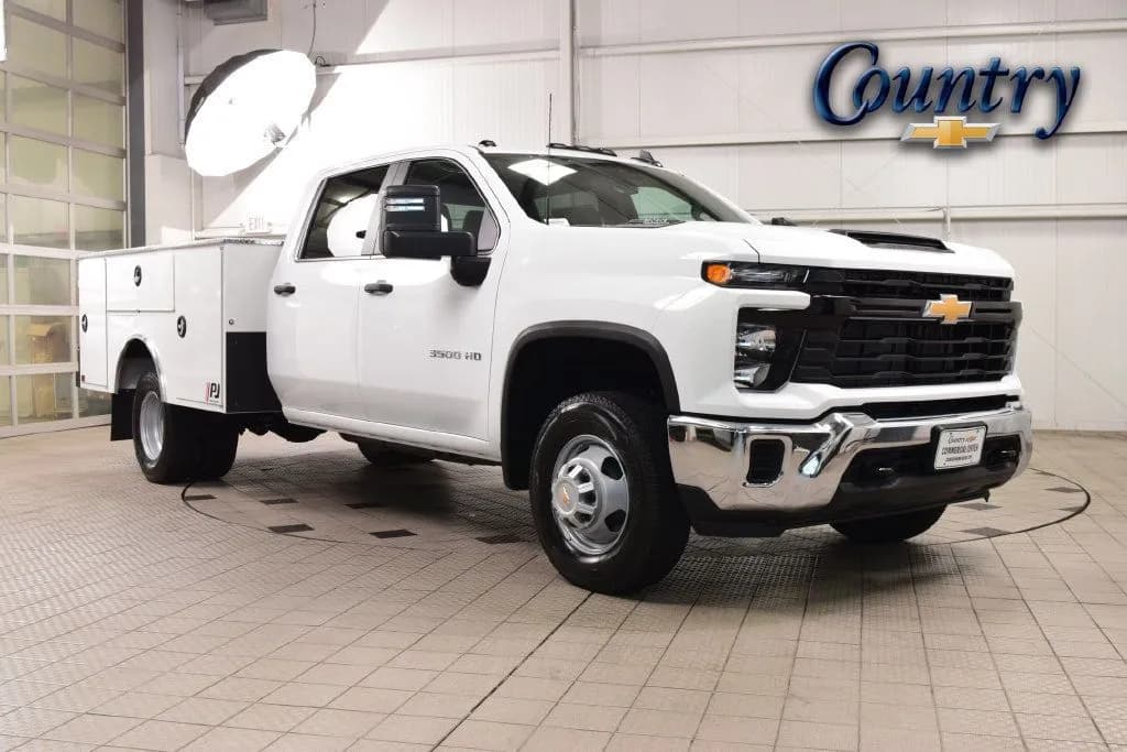2026 Chevrolet Silverado 3500HD - Chassis