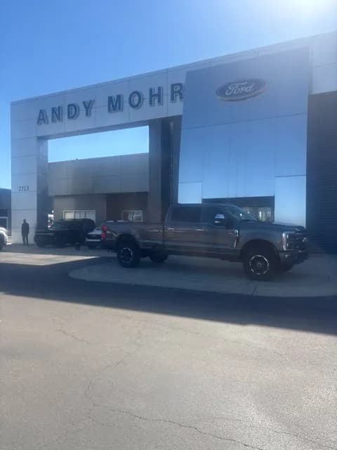 2027 Ford F-350 Crew Cab - Pickup