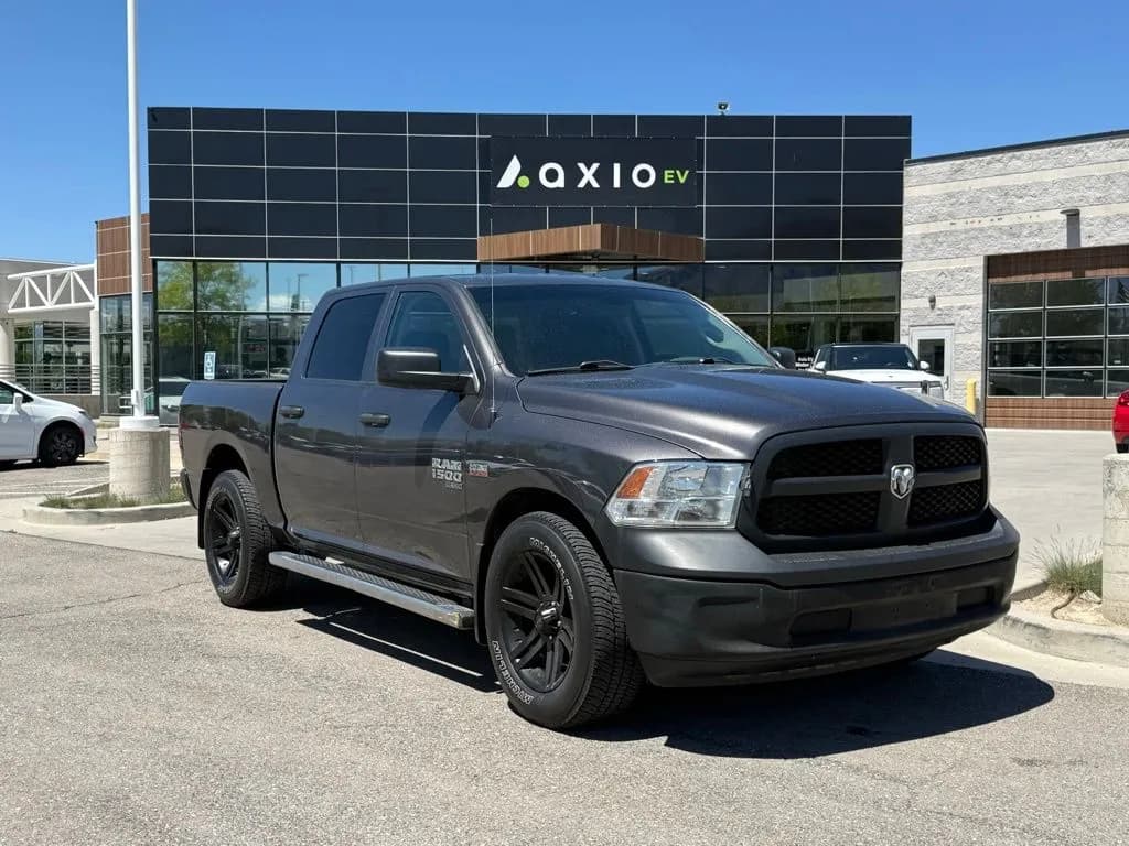 2019 Ram 1500 Classic - Pickup