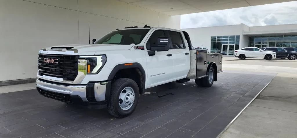 2026 GMC Sierra 3500 HD Chassis Cab - Chassis