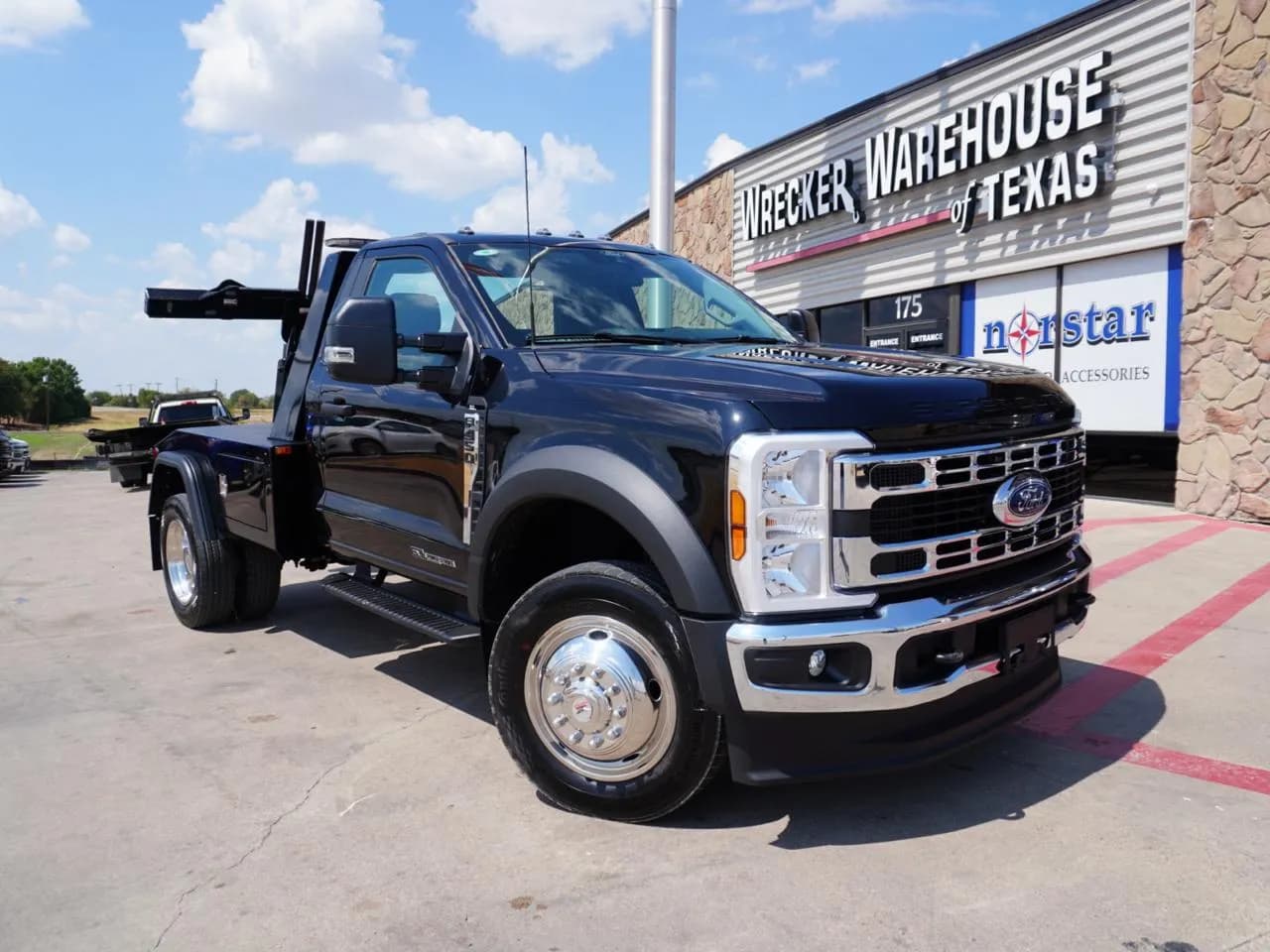2026 Ford F-450 Reg Cab XL - Chassis
