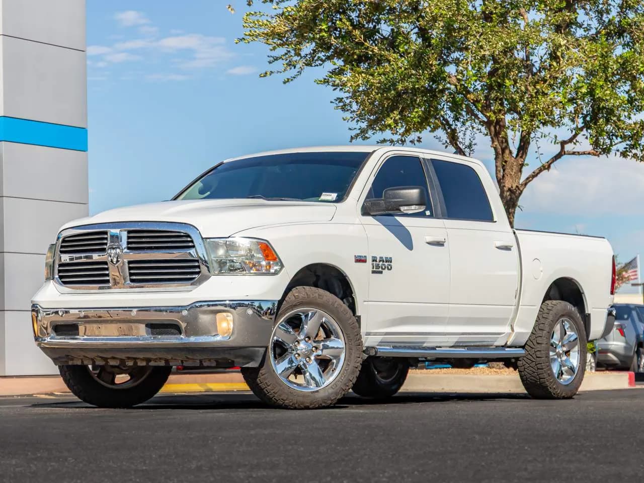 2019 Ram 1500 Classic - Pickup