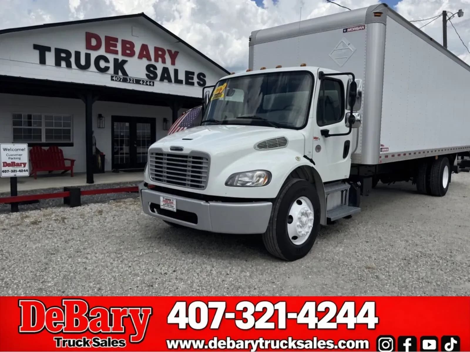 2019 Freightliner M2 106 - Box