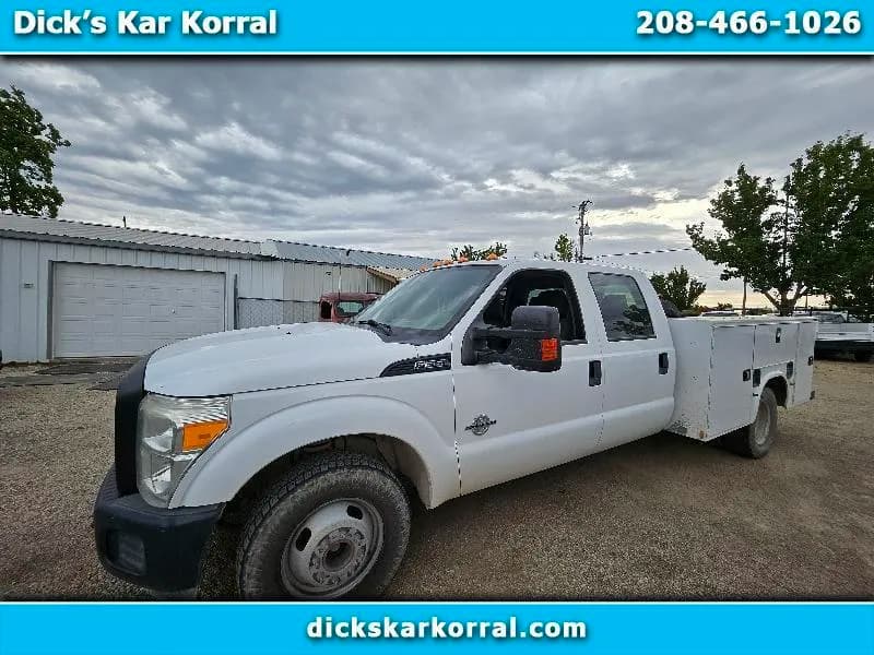 2015 Ford F-350 SD XL Crew Cab Long Bed - Chassis