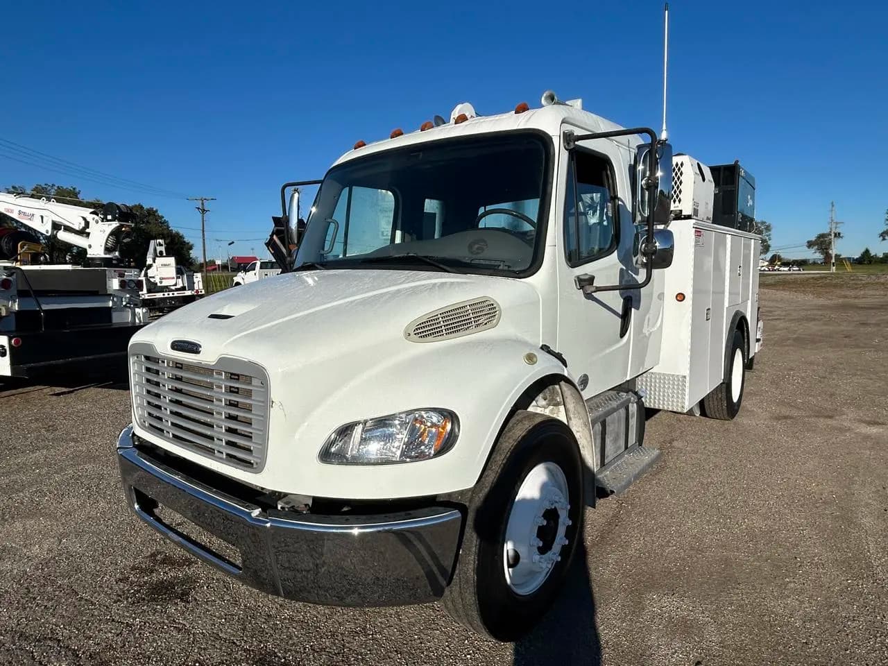 2013 Freightliner M2 - Crane