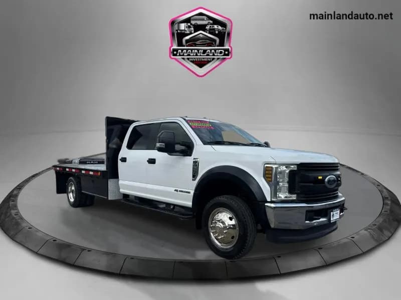 2019 Ford F550 Super Duty Crew Cab & Chassis - Chassis