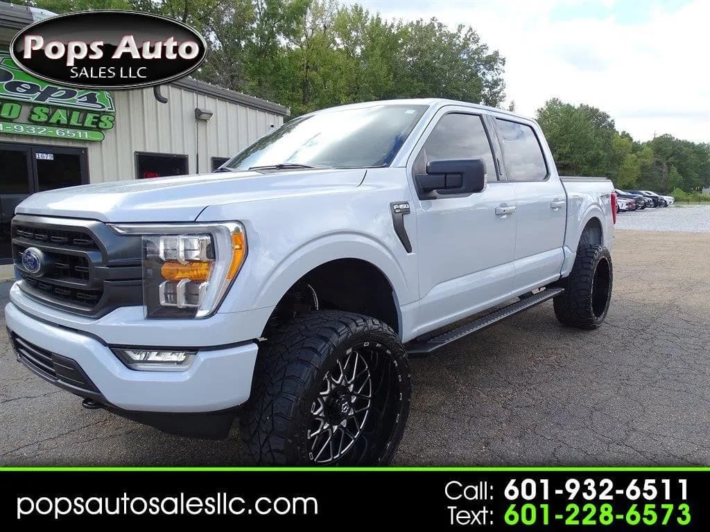 2022 Ford F-150 XLT SuperCrew 5.5-ft Bed