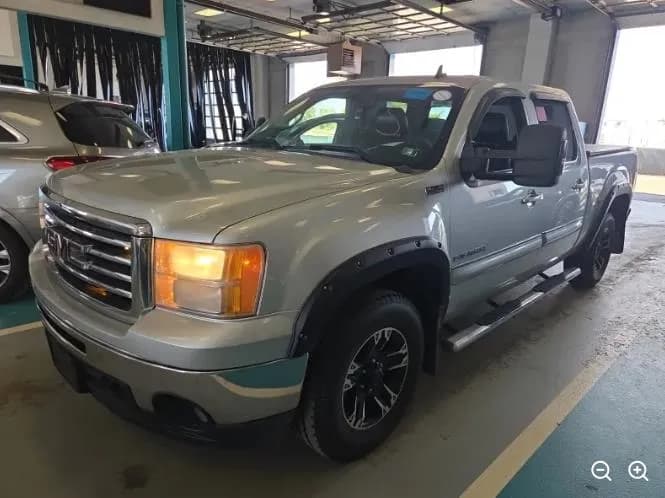 2010 GMC Sierra - Pickup