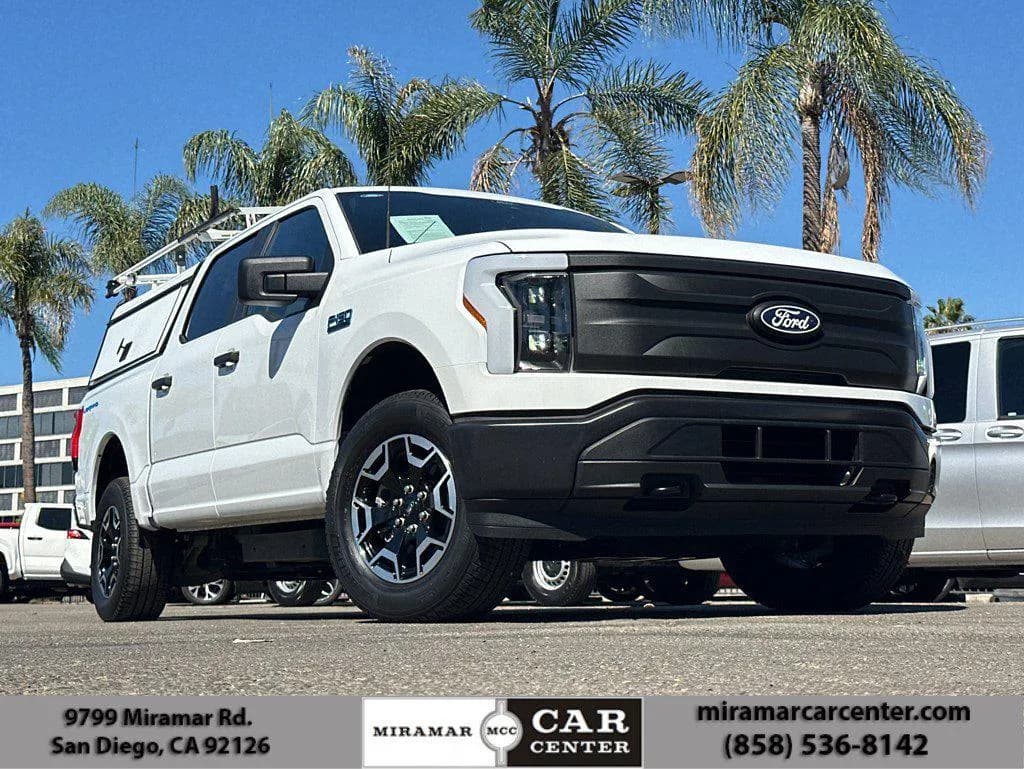 2024 Ford F-150 Lightning Pro 131KWH BATTERY! - Pickup