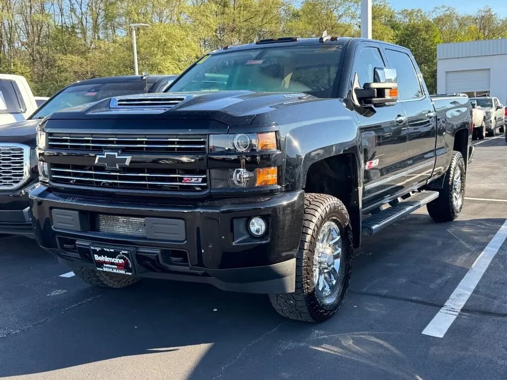 2017 Chevrolet Silverado 3500HD - Pickup