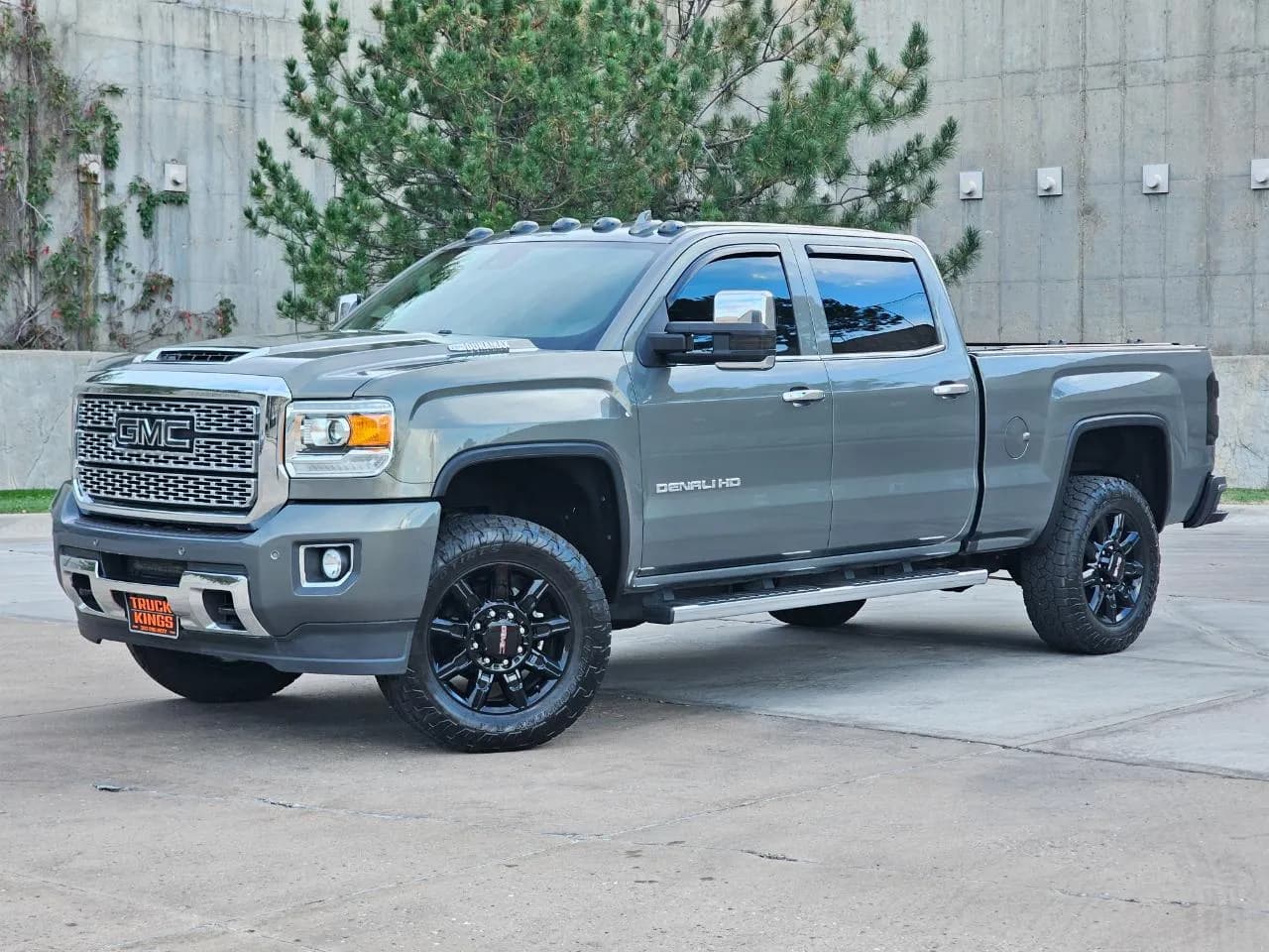 2018 GMC Sierra 3500HD - Pickup