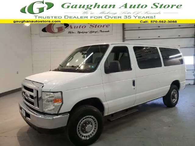 2008 Ford E-350 Super Duty - Vans