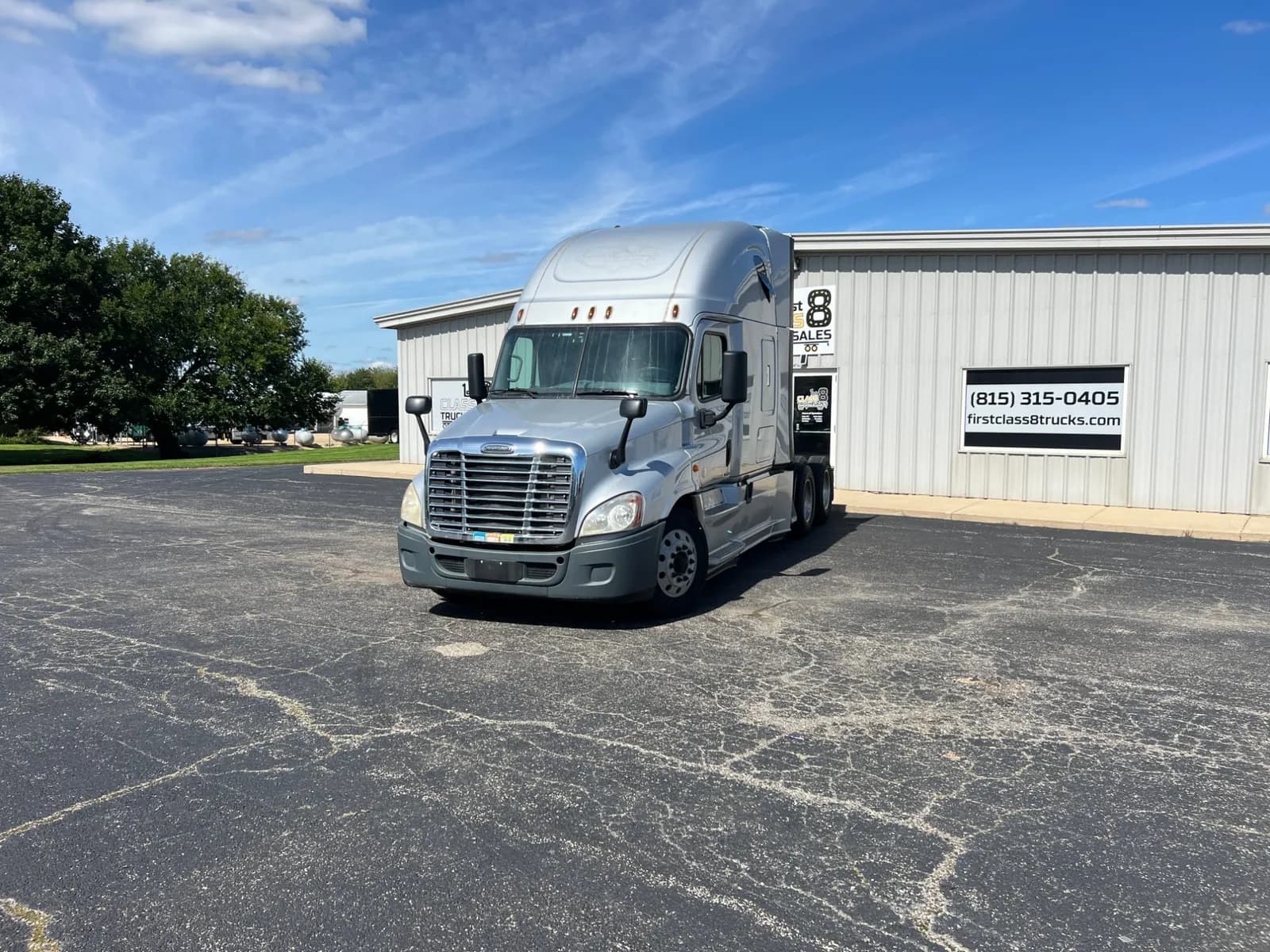 2016 Freightliner Cascadia - Sleeper