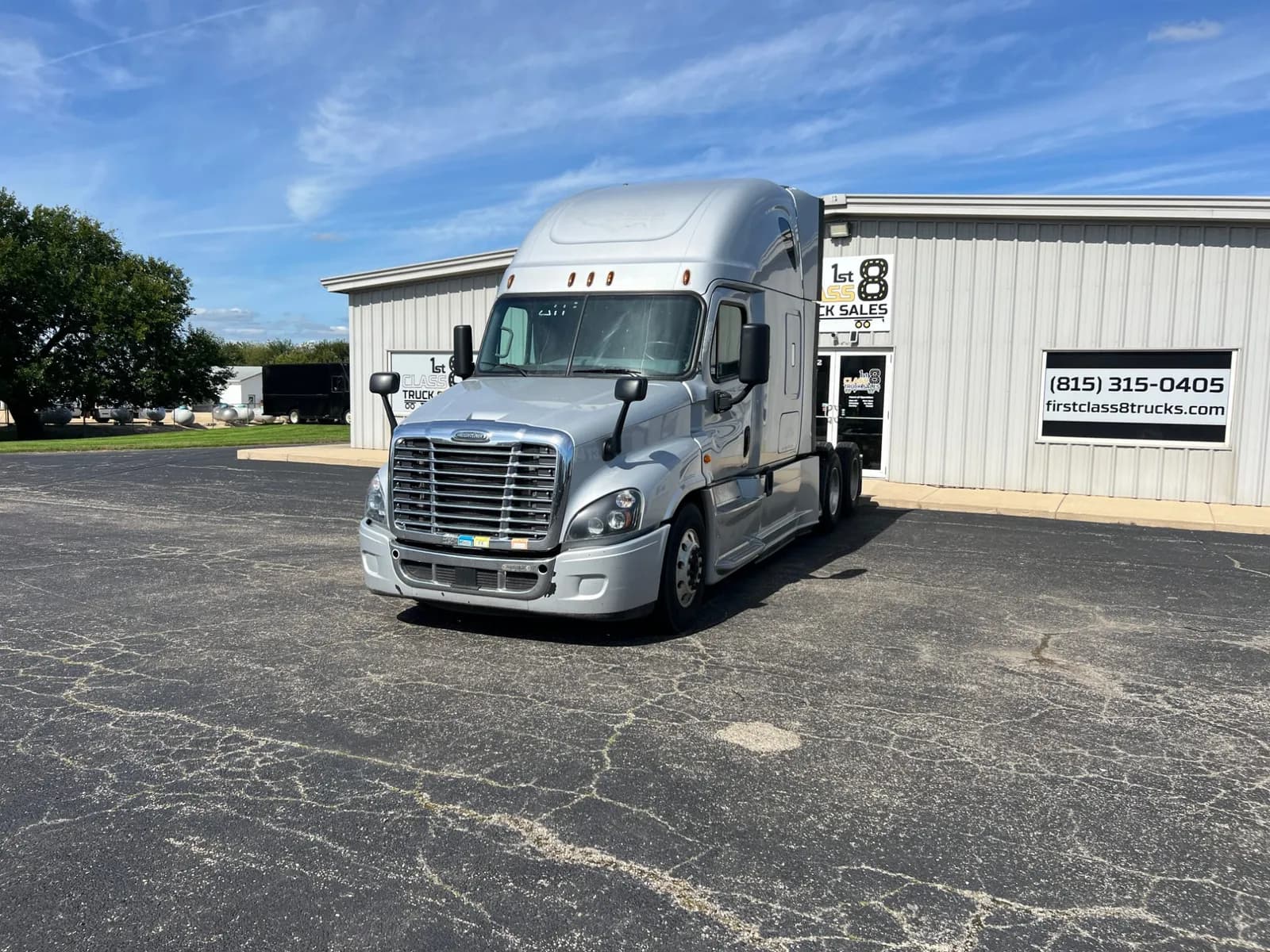 2018 Freightliner Cascadia - Sleeper