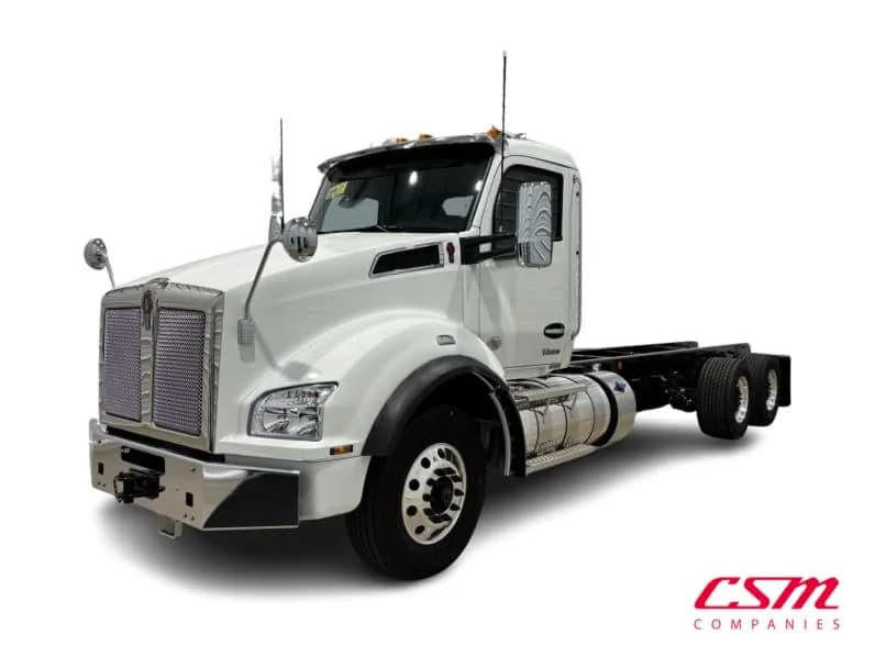 2027 Kenworth T880