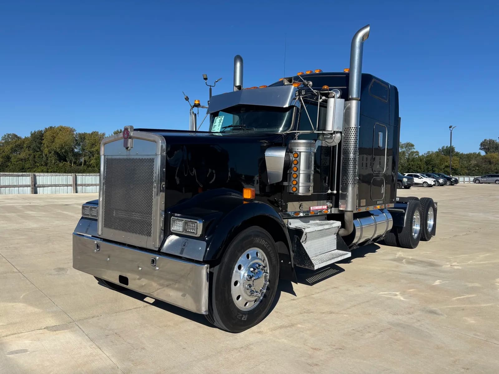 2003 Kenworth W900L - Sleeper