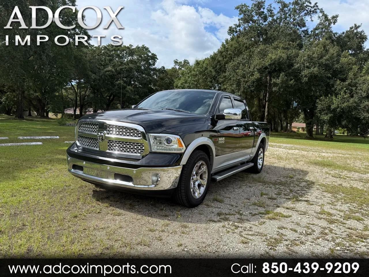 2015 Ram 1500 Laramie Crew Cab SWB - Pickup