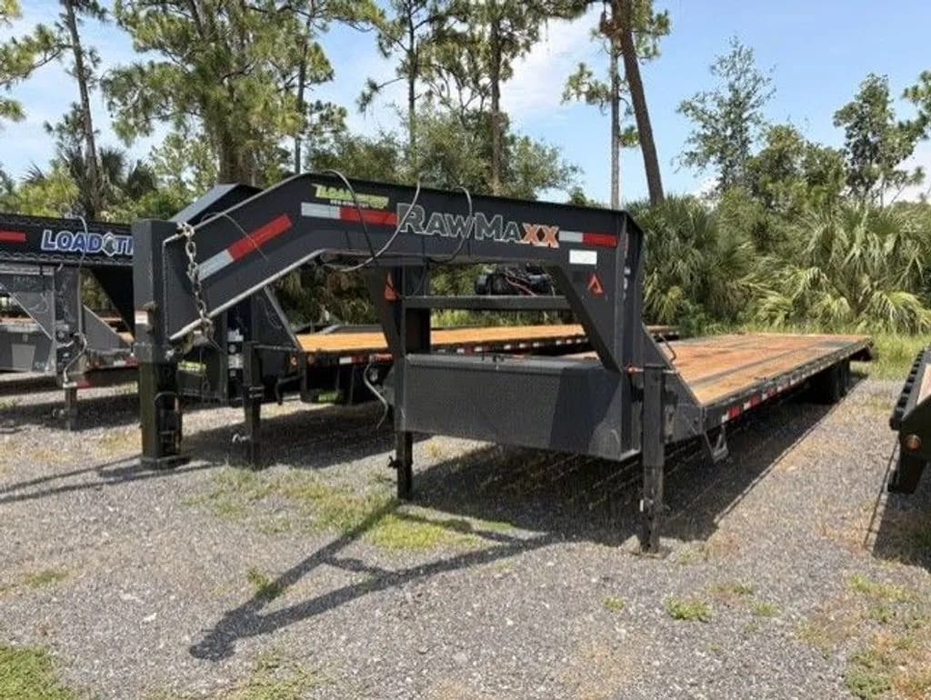 2025 Rawmaxx 8.5 X 40 Cuello de cisne Plataforma plana 16K